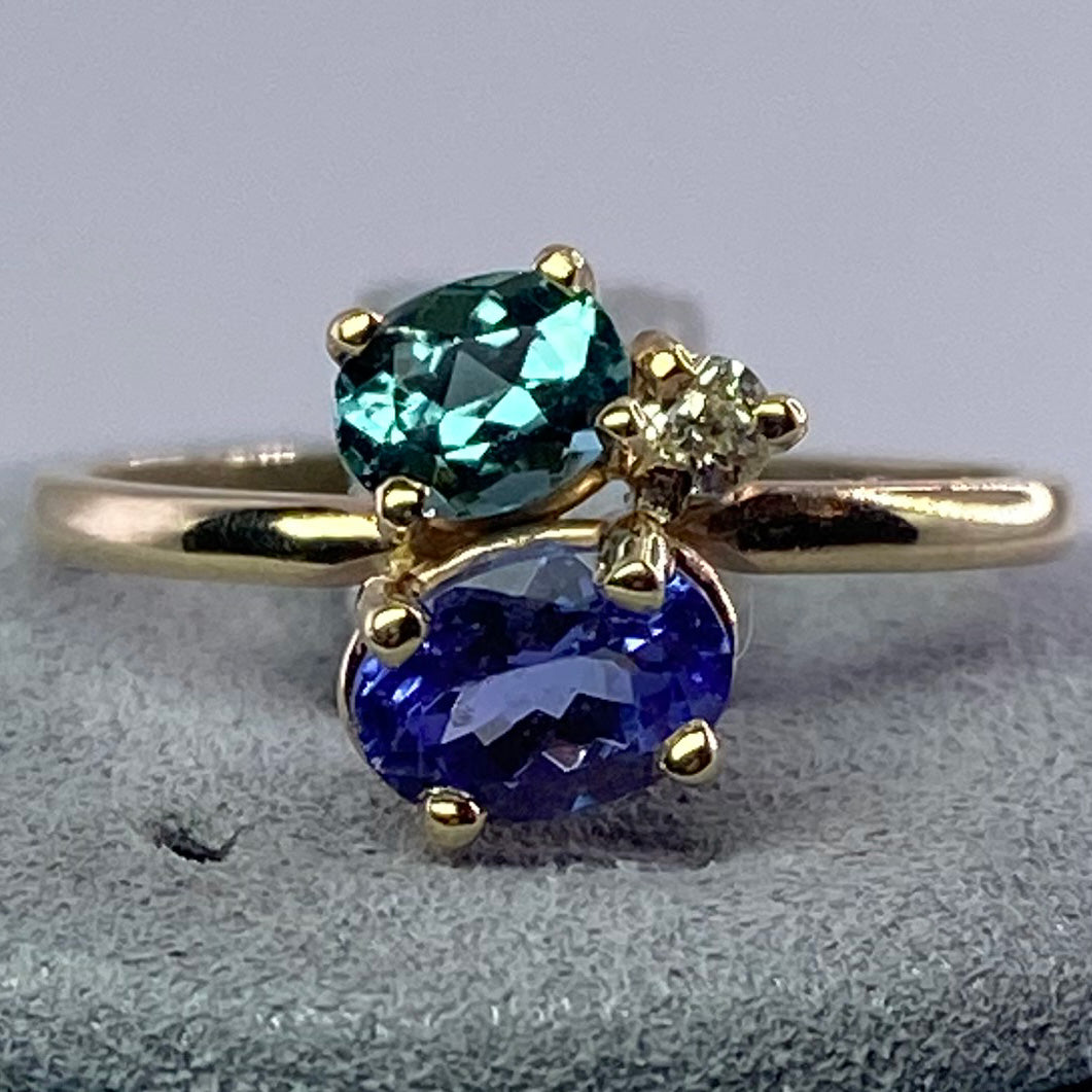Tanzanite, Sapphire and Diamond Yellow Gold Cluster Ring