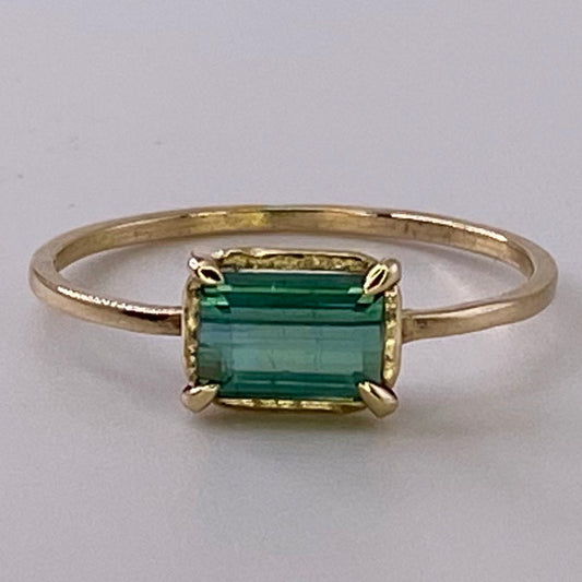 Teal Sapphire Textured Yellow Gold Ring